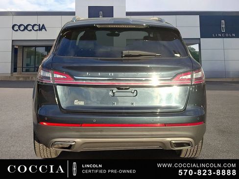 Certified 2022 Lincoln Nautilus Reserve AWD/4WD image 5