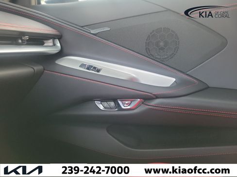 Used 2024 Chevrolet Corvette Stingray Coupe w/ 1LT RWD image 33