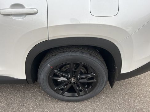 New 2026 Toyota Grand Highlander Limited image 46