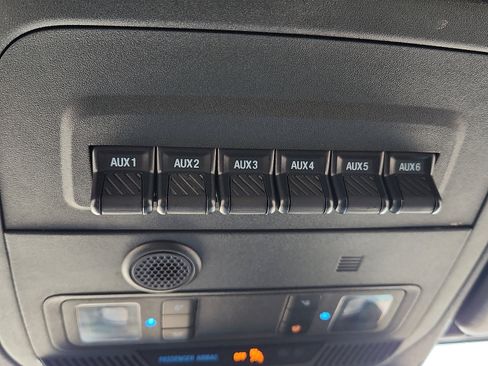 Used 2021 Ford Bronco Badlands image 18