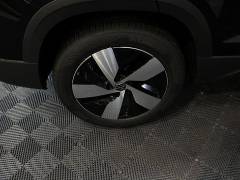 New 2025 Volkswagen Taos S image 25
