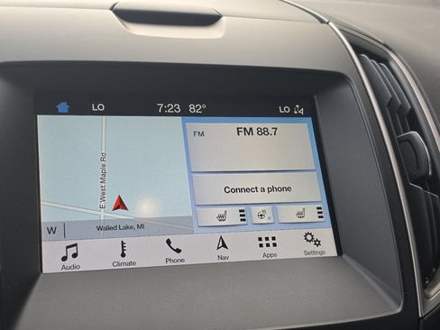 Used 2019 Ford Edge SEL w/ Equipment Group 201A AWD/4WD image 14