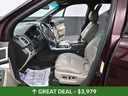 Used 2011 Ford Explorer XLT w/ 202A Rapid Spec Order Code AWD/4WD image 30