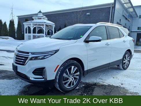 Used 2022 Chevrolet Equinox Premier image 2