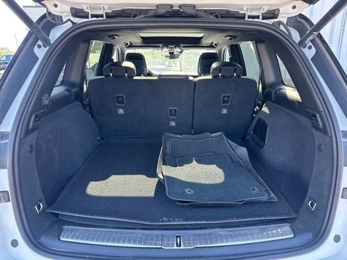 Used 2023 Jeep Grand Cherokee Summit w/ Luxury Tech Group V AWD/4WD image 12