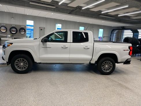 New 2025 Chevrolet Colorado LT w/ LT Convenience Package image 9
