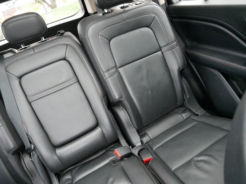 Used 2022 Lincoln Aviator Reserve w/ Elements Package Plus image 14