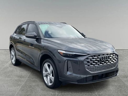 Used 2025 Audi Q5 Premium Plus image 8