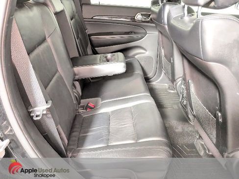 Used 2012 Jeep Grand Cherokee Laredo image 38