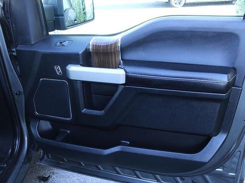 Used 2017 Ford F150 Lariat w/ Equipment Group 501A Mid AWD/4WD image 24