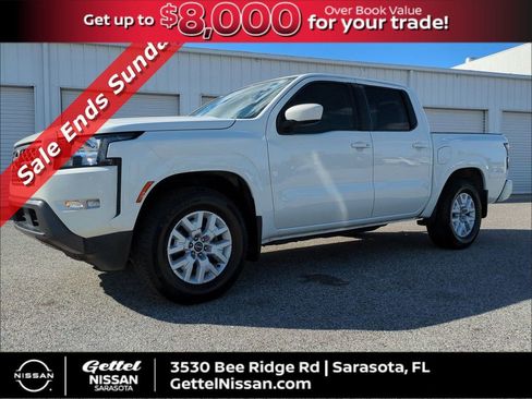 Certified 2022 Nissan Frontier SV image 1