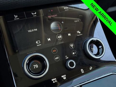 Used 2019 Land Rover Range Rover Velar S image 20