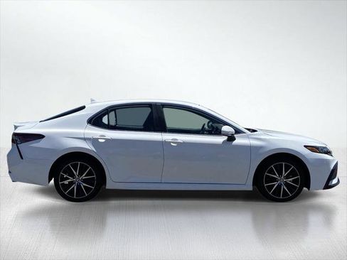 Certified 2023 Toyota Camry SE FWD image 10