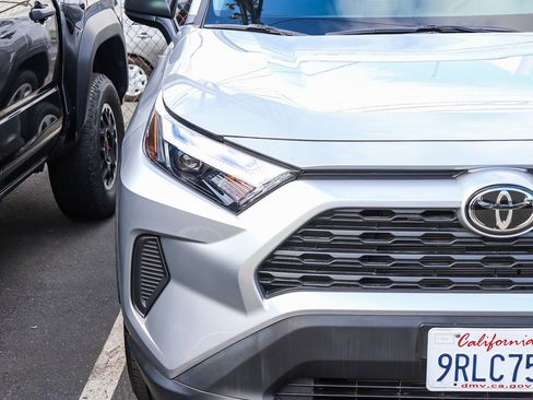 Used 2024 Toyota RAV4 LE image 7