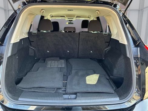 Used 2024 Nissan Rogue S FWD image 12