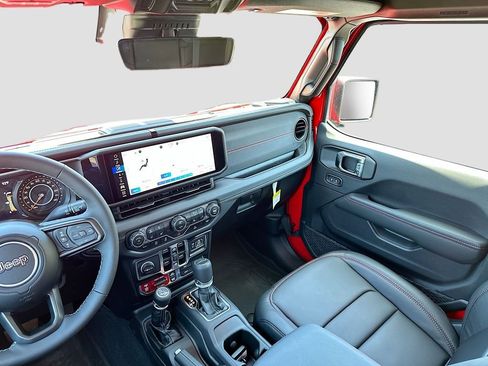 New 2025 Jeep Gladiator Rubicon w/ Convenience Group image 27