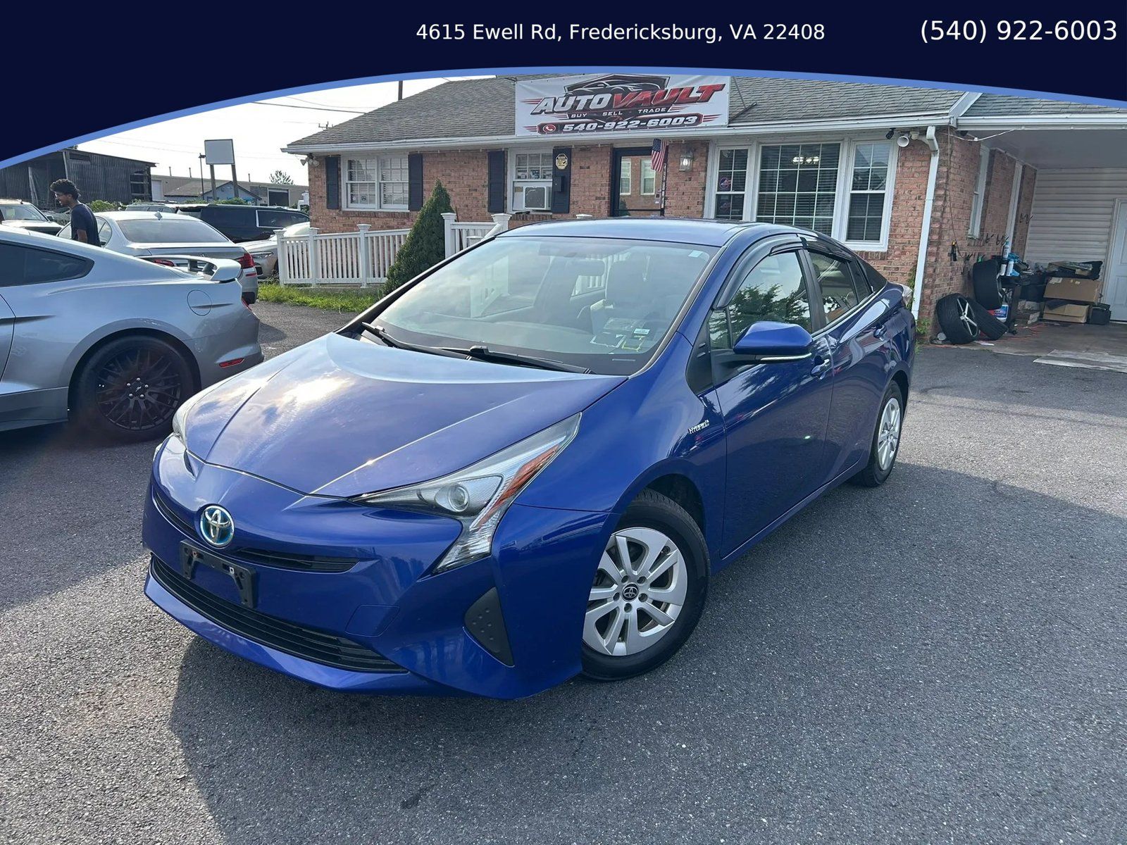 Used 2016 Toyota Prius Two FWD image 1