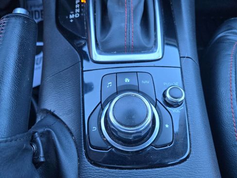 Used 2014 MAZDA MAZDA3 s Grand Touring image 14