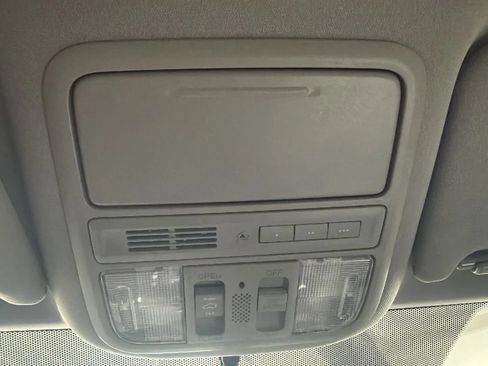 Used 2018 Honda Pilot EX-L image 22