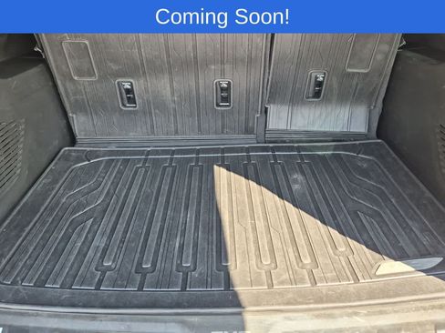 Used 2023 GMC Yukon XL Denali Ultimate AWD/4WD image 35