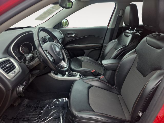 Used 2019 Jeep Compass Latitude AWD/4WD image 9