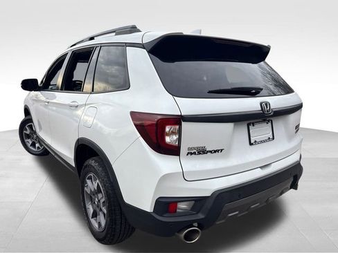 Used 2023 Honda Passport TrailSport image 11