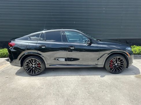 Used 2025 BMW X6 xDrive40i w/ Premium Package AWD/4WD image 11