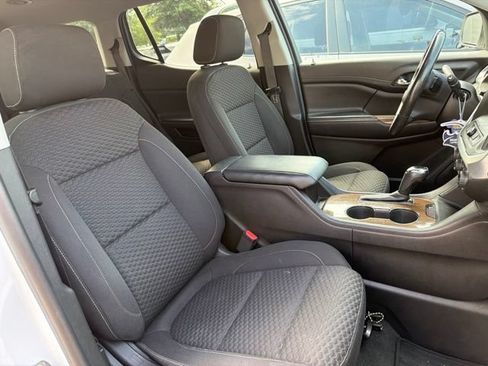 Used 2019 GMC Acadia SLE FWD image 33