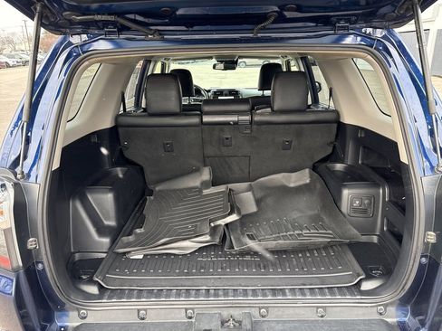 Used 2021 Toyota 4Runner Venture image 28