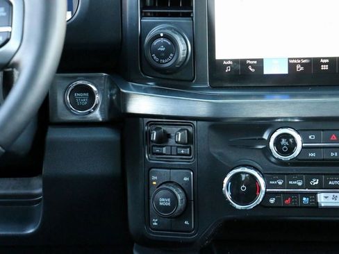 Certified 2025 Ford F350 Lariat w/ Lariat Ultimate Package image 33