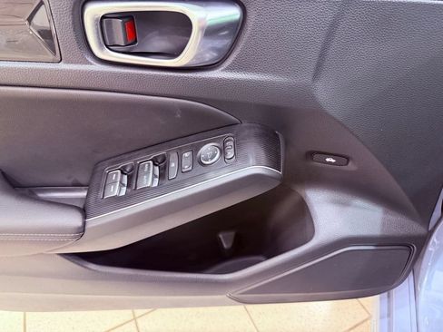 Used 2024 Honda Civic Touring image 18