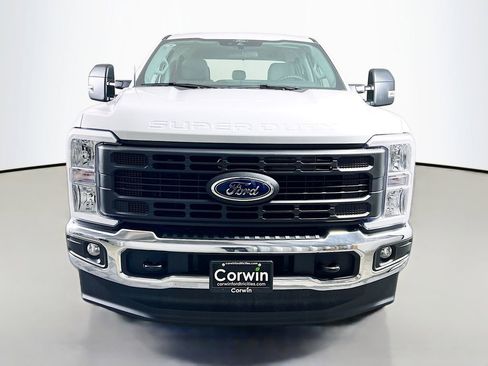 New 2026 Ford F250 XL w/ XL Chrome Package image 4