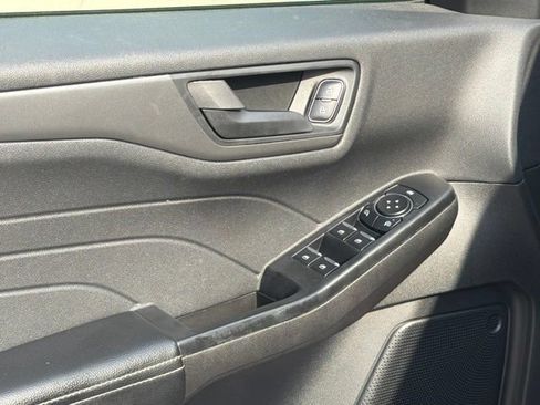 Used 2025 Ford Escape Active w/ Cold Weather Package FWD image 19