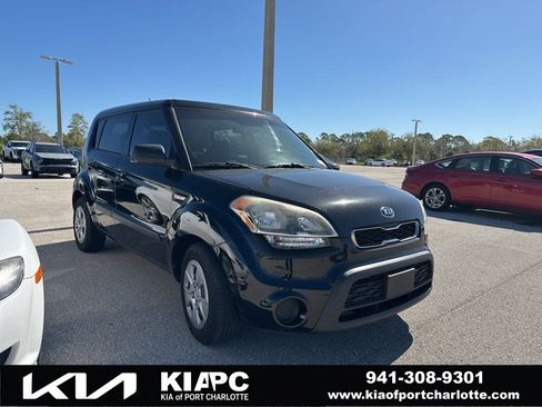 Used 2013 Kia Soul Base image 1