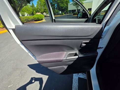 Used 2013 Mitsubishi Outlander Sport ES FWD image 35