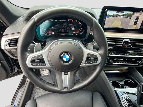 Used 2023 BMW M550i xDrive w/ Executive Package AWD/4WD image 40