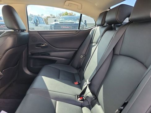 Used 2022 Lexus ES 350 w/ Premium Package image 14