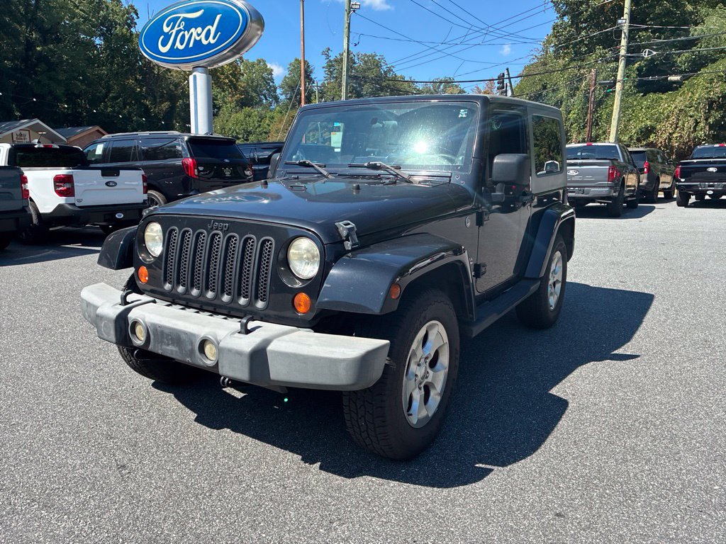 Used 2007 Jeep Wrangler Sahara w/ Dual Top Group AWD/4WD image 4