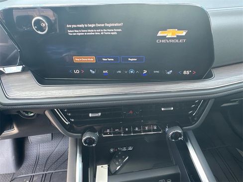 New 2026 Chevrolet Suburban LT w/ Comfort Package image 31