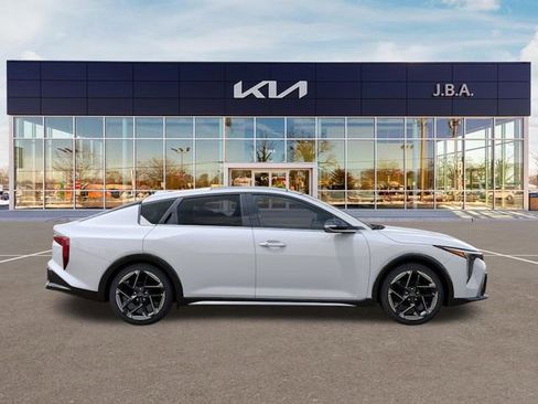 New 2026 Kia K4 GT-Line image 7