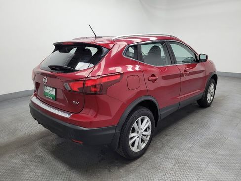 Used 2018 Nissan Rogue Sport SV image 10
