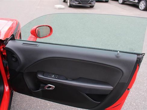 Used 2022 Dodge Challenger R/T image 13