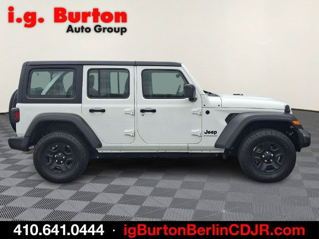Used 2024 Jeep Wrangler Unlimited Sport AWD/4WD image 7
