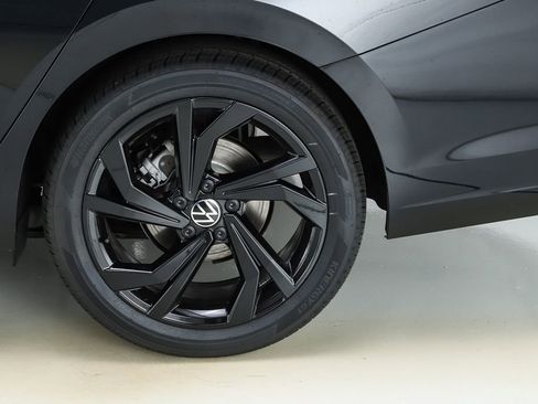 New 2026 Volkswagen Jetta SE FWD image 6