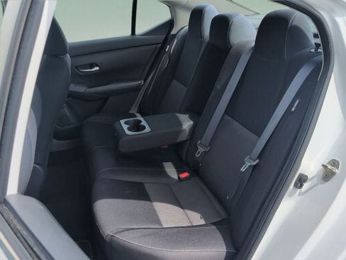 Used 2020 Nissan Sentra SV FWD image 30