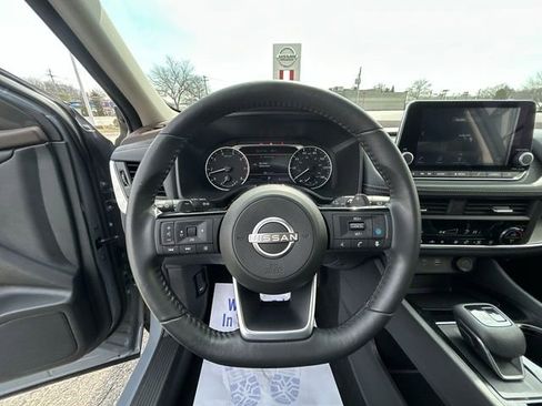 Certified 2023 Nissan Rogue SV w/ SV Premium B Package image 18