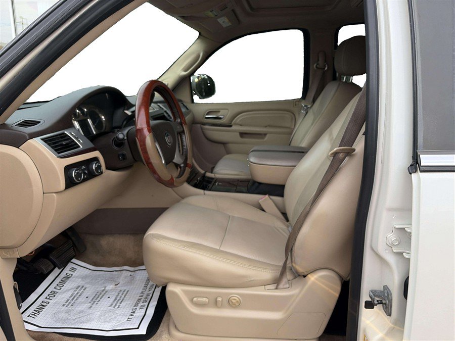 Used 2010 Cadillac Escalade 4WD Hybrid image 15