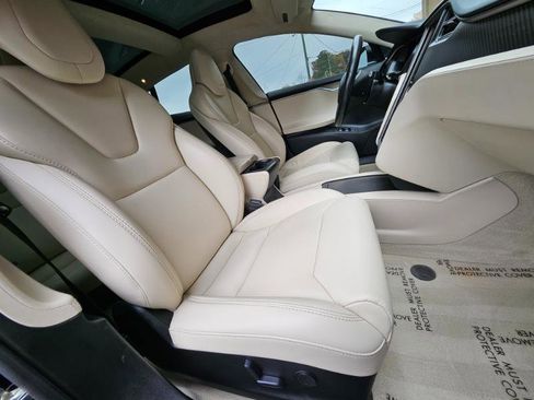 Used 2018 Tesla Model S 100D image 51