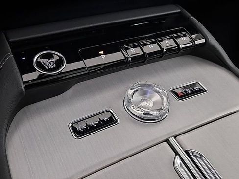 New 2025 Lincoln Navigator L Reserve w/ Jet Appearance Package AWD/4WD image 15