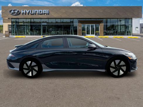 New 2025 Hyundai Ioniq 6 SE AWD/4WD image 9